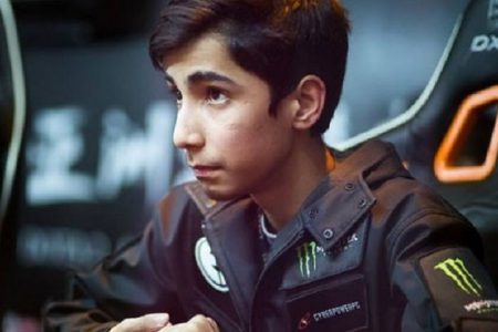 15 Year Old Sumail Hassan Wins $1.2 million in Dota 2 Championship